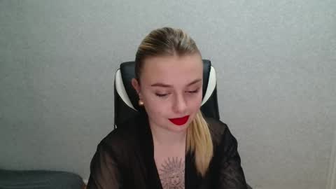 Snapshot of angelicablanch chatting on September 25, 8:27 pm angelicablanch online show from September 25, 8:27 pm