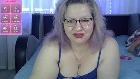 Snapshot of angelinaglam chatting on October 23, 11:34 am AngelinaGlam online show from October 23, 11:34 am