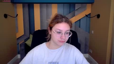 AngelinaLow online show from February 26, 12:19 pm