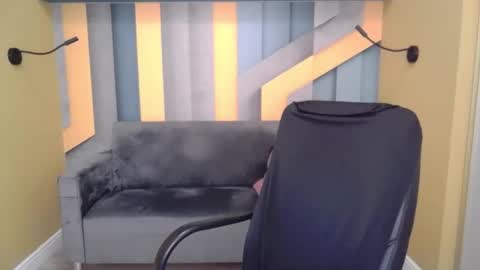 AngelinaLow online show from November 23, 6:22 am