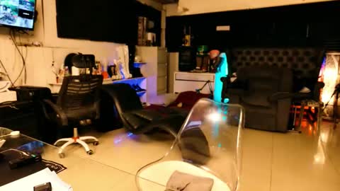 Snapshot of angelinasia chatting on September 21, 5:00 am Angel online show from September 21, 5:00 am
