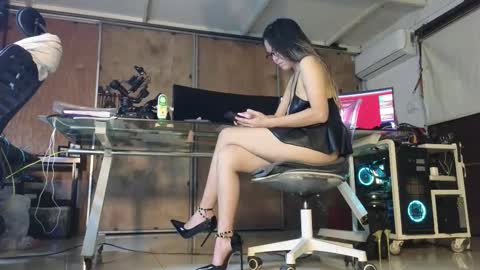 Snapshot of angelinasia chatting on September 9, 1:55 pm Angel online show from September 9, 1:55 pm