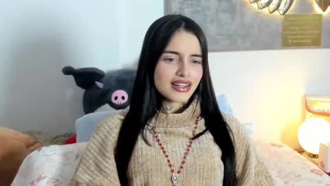 Angeline Smith  online show from October 13, 4:58 am