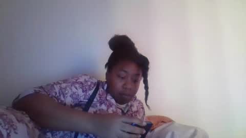 Snapshot of angeliquebelcaliz chatting on January 24, 11:34 pm angeliquebelcaliz online show from January 24, 11:34 pm