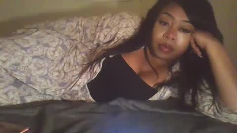 angeliquebelcaliz online show from April 17, 1:19 am