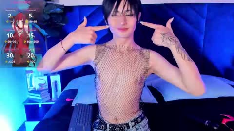 Snapshot of angell__dustt chatting on October 15, 4:27 am Angell Dust online show from October 15, 4:27 am