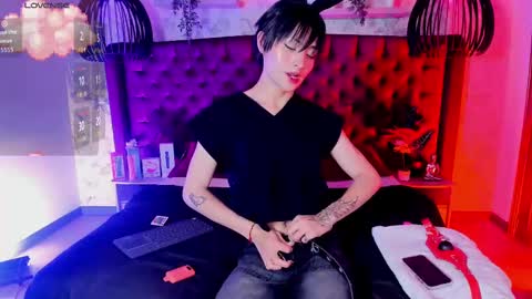 Snapshot of angell__dustt chatting on October 8, 4:07 am Angell Dust online show from October 8, 4:07 am