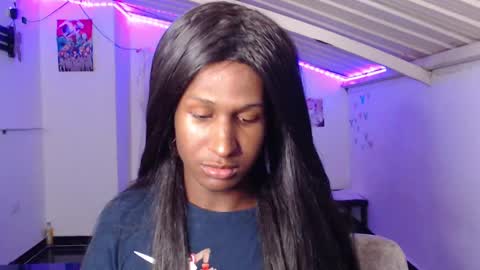 Danielle online show from December 17, 7:28 am