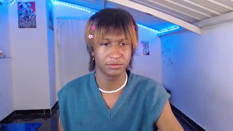 Danielle online show from January 23, 8:15 am