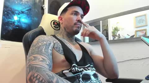 angellatino0 online show from February 9, 2:17 am