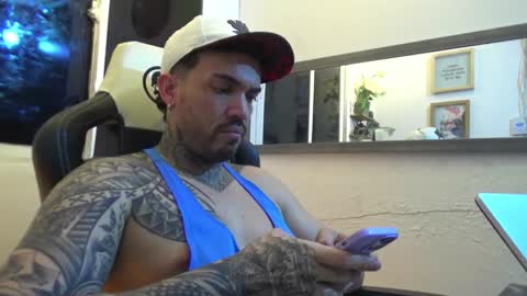 angellatino0 online show from January 25, 7:28 am