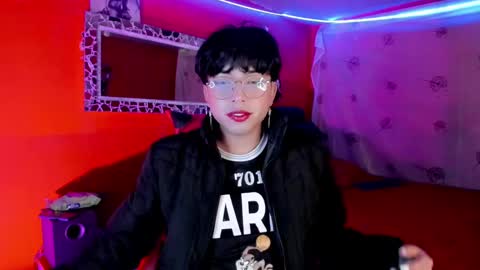 Snapshot of angellonfire chatting on October 10, 9:48 am Angel  online show from October 10, 9:48 am