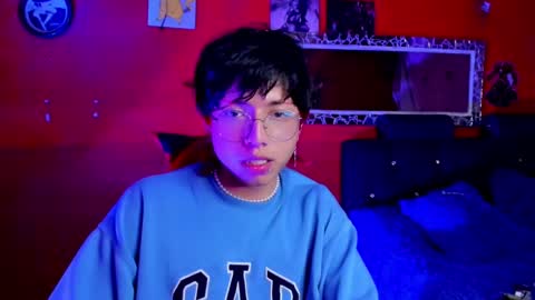 Snapshot of angellonfire chatting on February 18, 9:32 am Angel  online show from February 18, 9:32 am