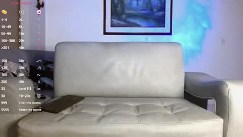 Angelm888-  online show from November 16, 6:15 am