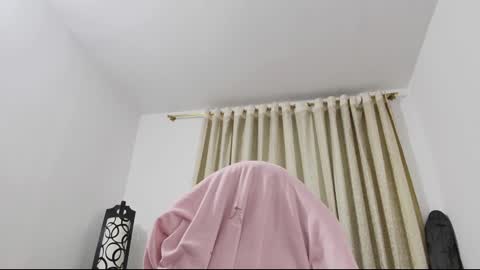 ivanna online show from February 6, 7:02 am