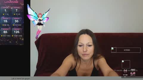 Snapshot of angelslive99 chatting on October 6, 1:07 pm Giulia online show from October 6, 1:07 pm