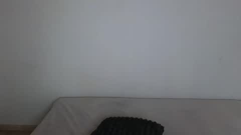 Snapshot of angelslive99 chatting on January 31, 1:23 pm Giulia online show from January 31, 1:23 pm