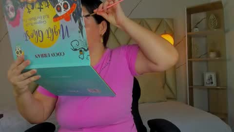 ANGIE online show from November 9, 1:36 pm