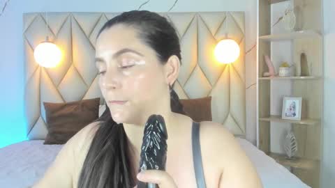 ANGIE online show from January 13, 3:09 pm