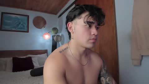 Angel Fox online show from March 1, 2:13 pm