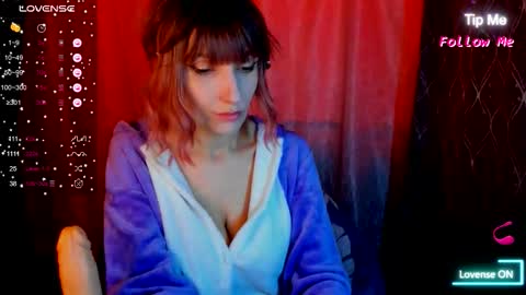 Angie online show from November 24, 2:21 am