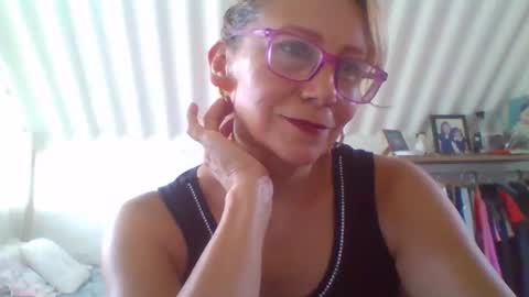 angelycute476334 online show from March 3, 7:32 pm