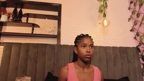 Snapshot of angeyapetite chatting on September 29, 5:56 pm Anyega online show from September 29, 5:56 pm