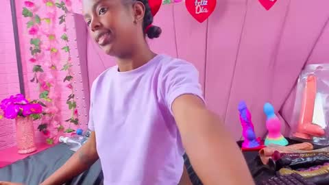 Snapshot of angeyapetite chatting on September 16, 8:23 pm Anyega online show from September 16, 8:23 pm