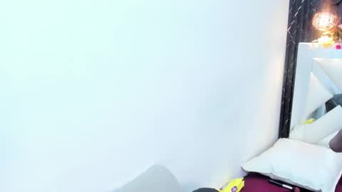 Snapshot of angie_will chatting on February 27, 2:57 am A N G I E. online show from February 27, 2:57 am