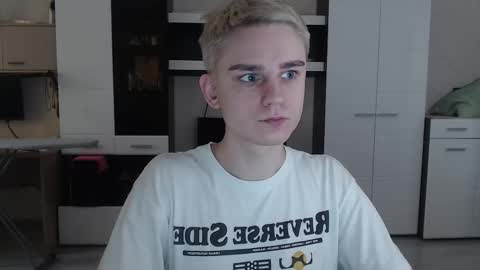 vodka online show from March 4, 7:30 am