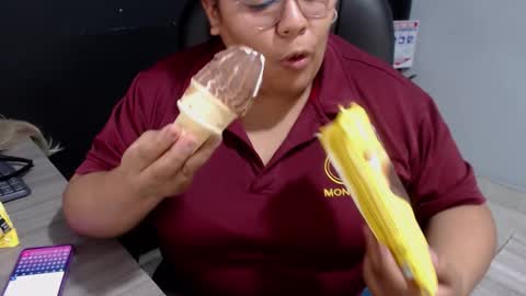 angy online show from November 14, 8:44 pm