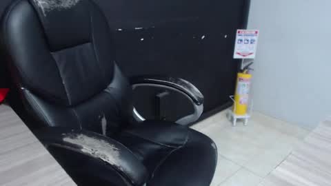 angy online show from April 13, 10:25 pm