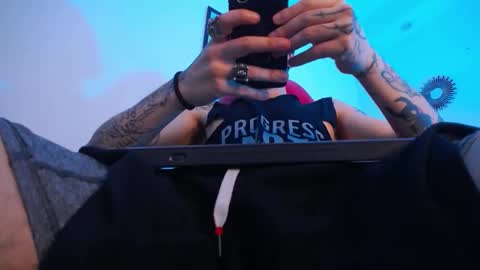 anhonymus online show from December 4, 4:23 am