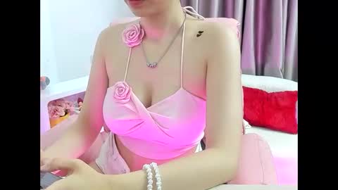 anianqueen online show from April 7, 2:41 pm