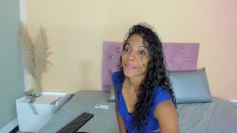 Snapshot of aniie_bby_4u chatting on October 8, 2:08 am Any online show from October 8, 2:08 am