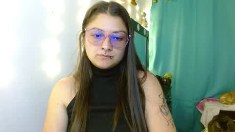 Valeri Villalobos   online show from January 13, 12:41 am