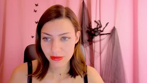 Anni online show from November 20, 4:15 pm