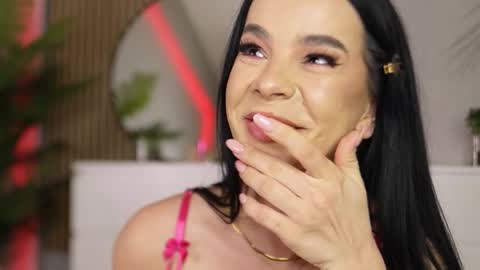 anissa_cute online show from December 19, 9:32 pm