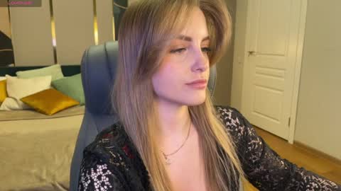 Anita online show from April 5, 1:02 am