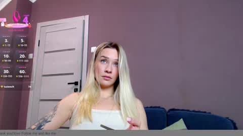 Snapshot of anita_delicious chatting on October 9, 4:01 pm anita_delicious online show from October 9, 4:01 pm