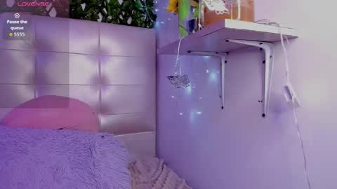 ANNA online show from December 2, 5:00 pm