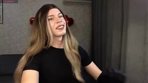 Anna online show from March 29, 4:52 pm