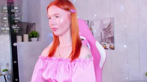 Snapshot of anna_patterson chatting on October 8, 9:59 am Anna online show from October 8, 9:59 am