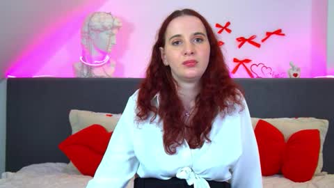 Anna online show from February 11, 4:00 pm