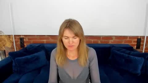 Snapshot of annabel_xxx chatting on October 16, 4:06 pm Annabel online show from October 16, 4:06 pm