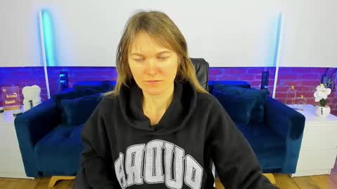 Annabel online show from February 1, 6:43 am