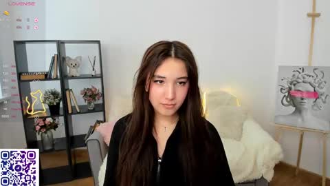 Anna online show from March 2, 9:31 am