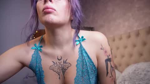 annahottyy online show from January 11, 8:09 am