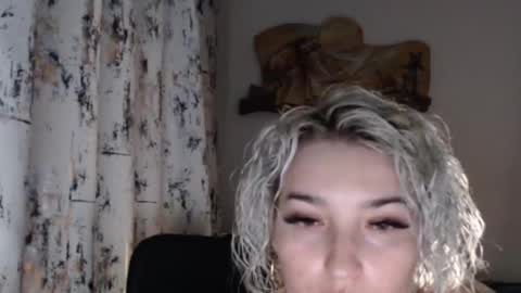 annais21 online show from October 25, 4:29 pm