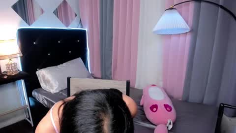 AshyElliston online show from January 22, 2:35 pm